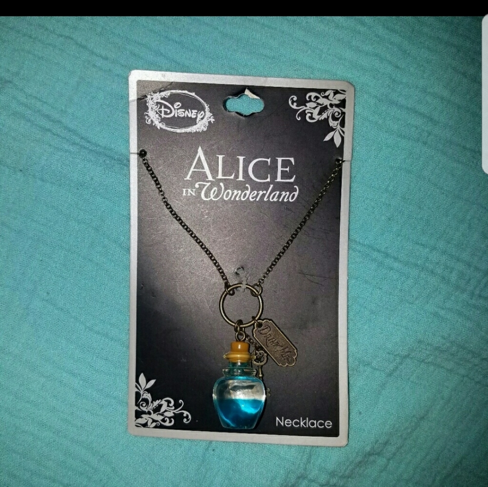 Bundle of 6 necklaces